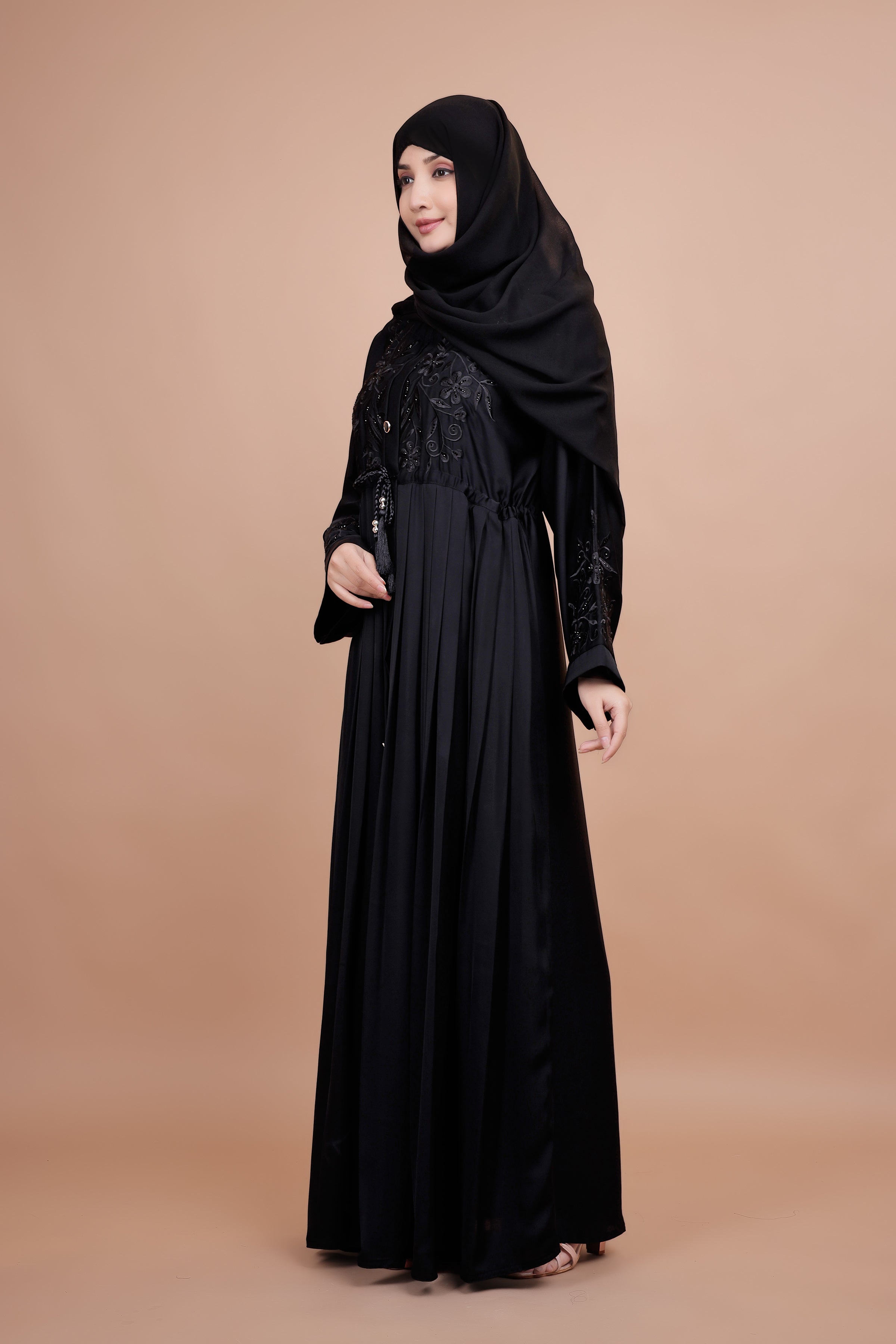 Midnight Bloom Pleated Abaya