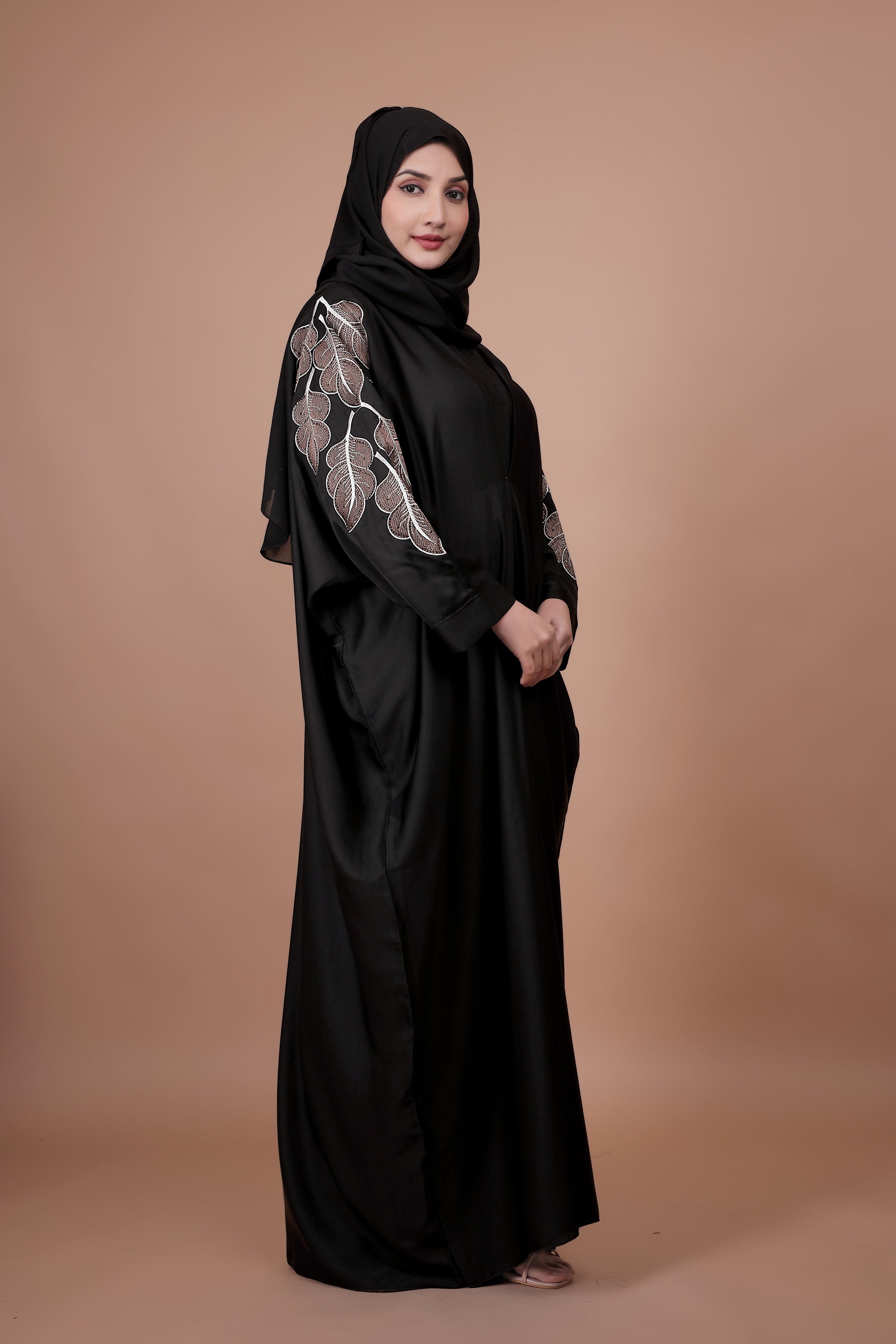 Black Ivy Elegance Abaya