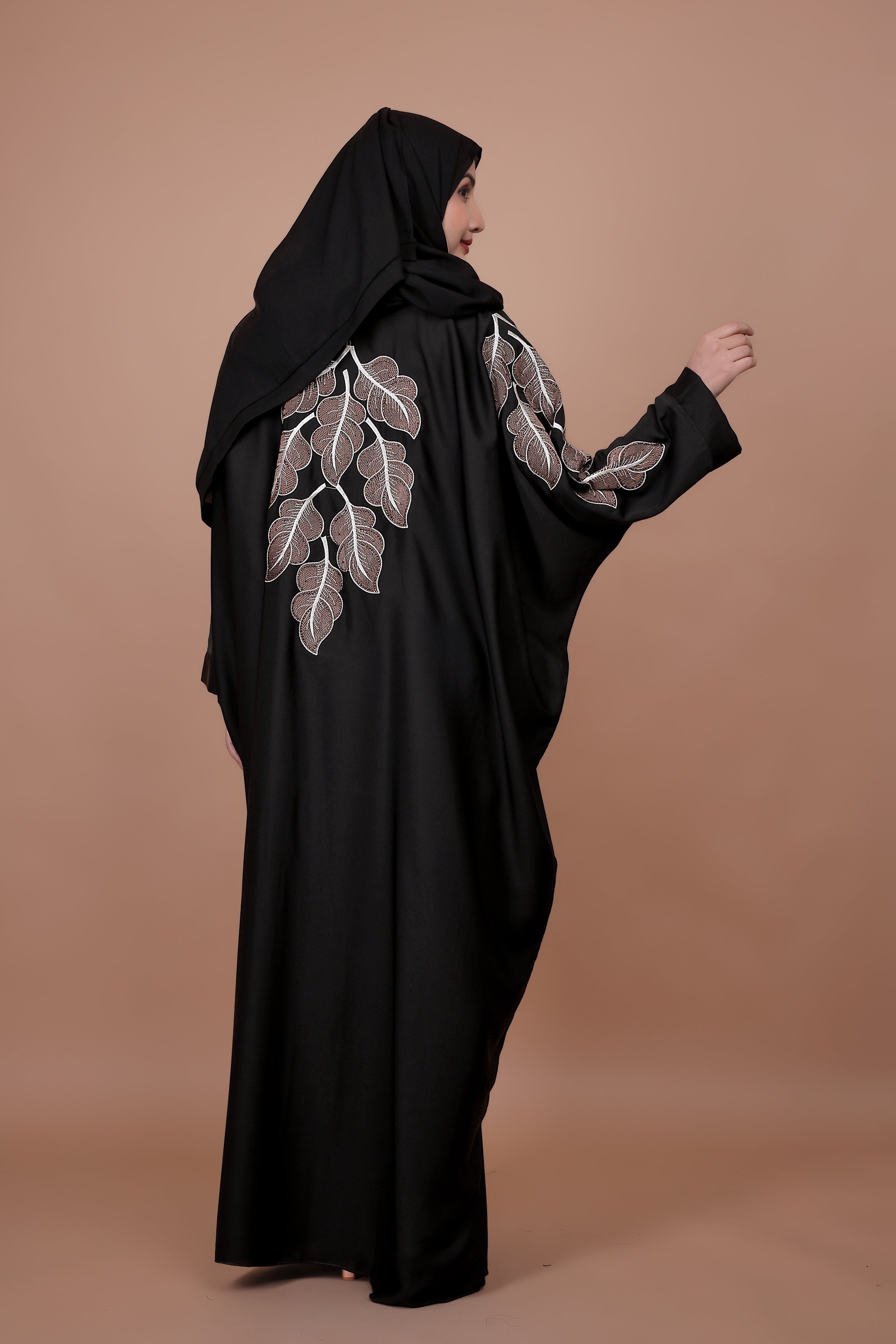 Black Ivy Elegance Abaya