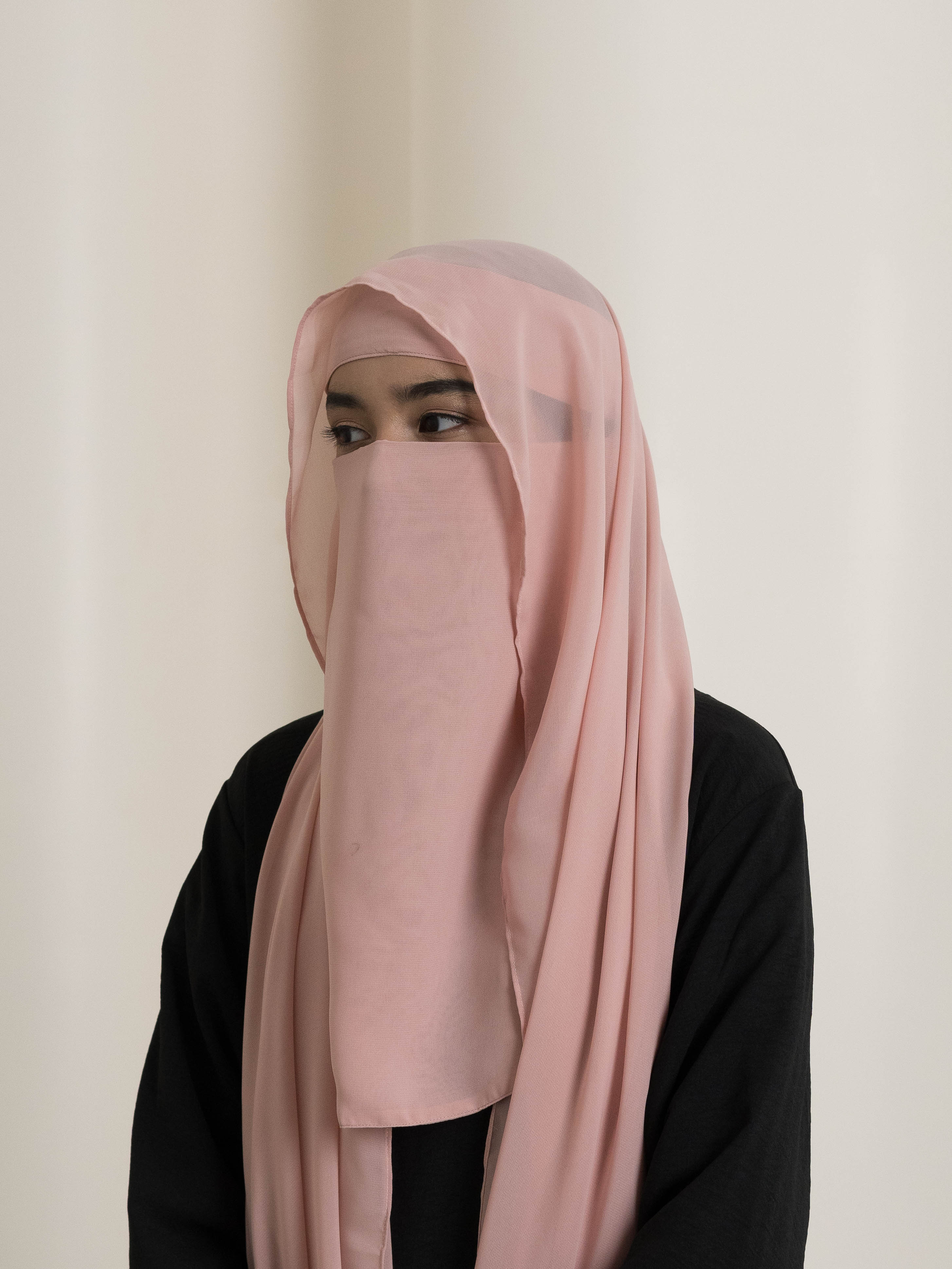 Medina Elegance Silk Niqab - Pink