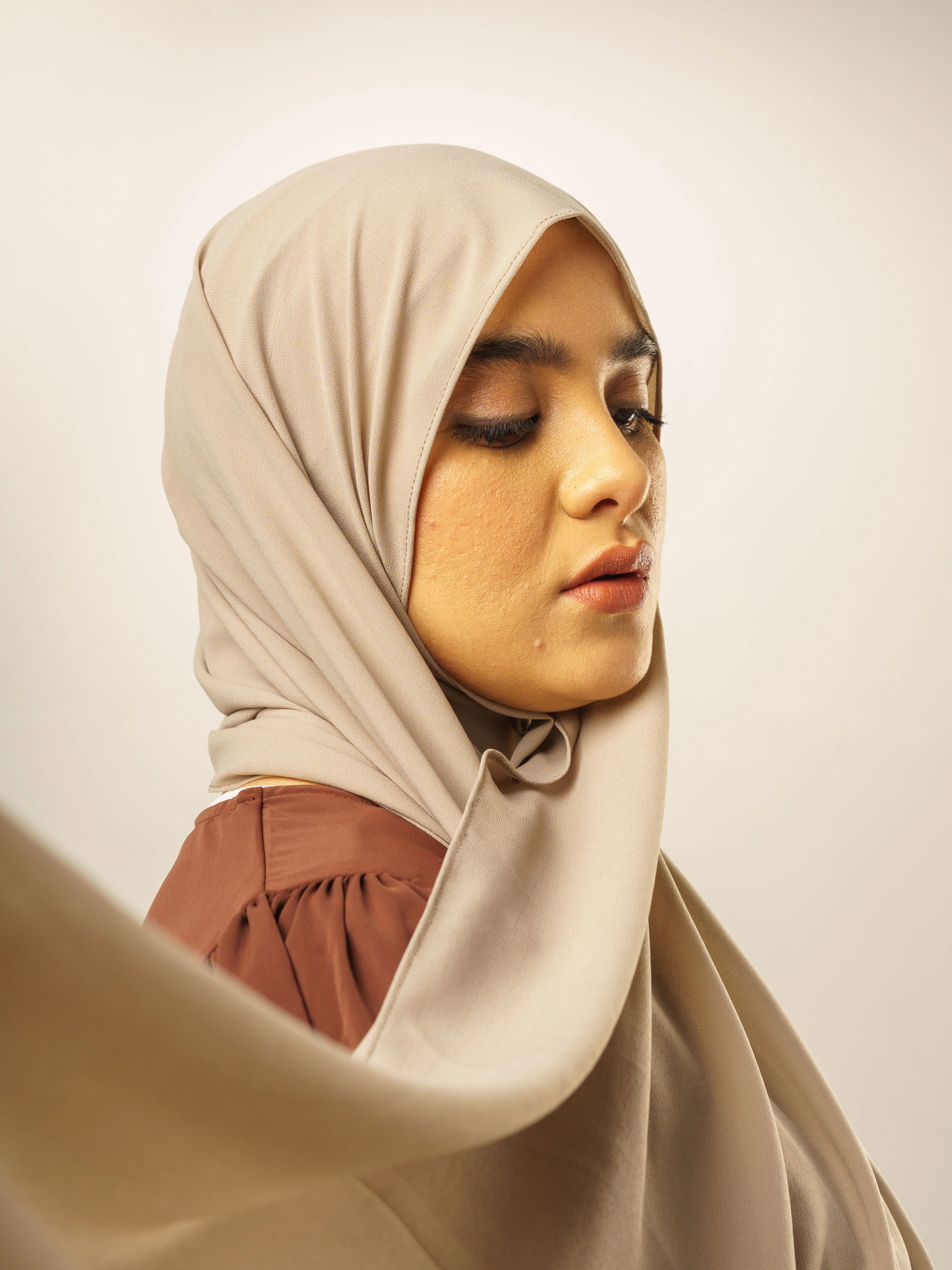 Noor Mirza Lina Georgette Hijab -Light Grey