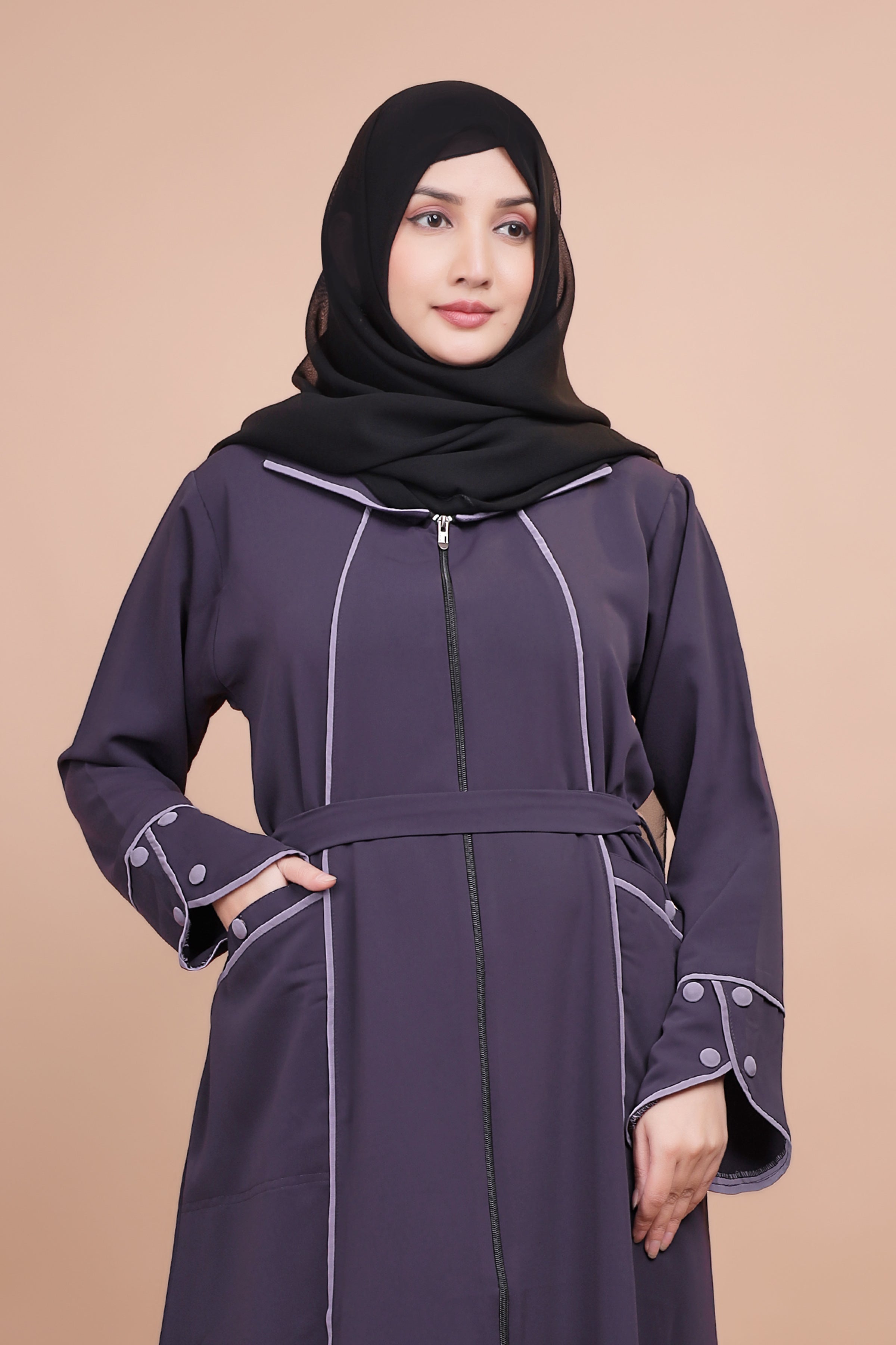 Noir Dusk – Dubai Style Zipper Abaya