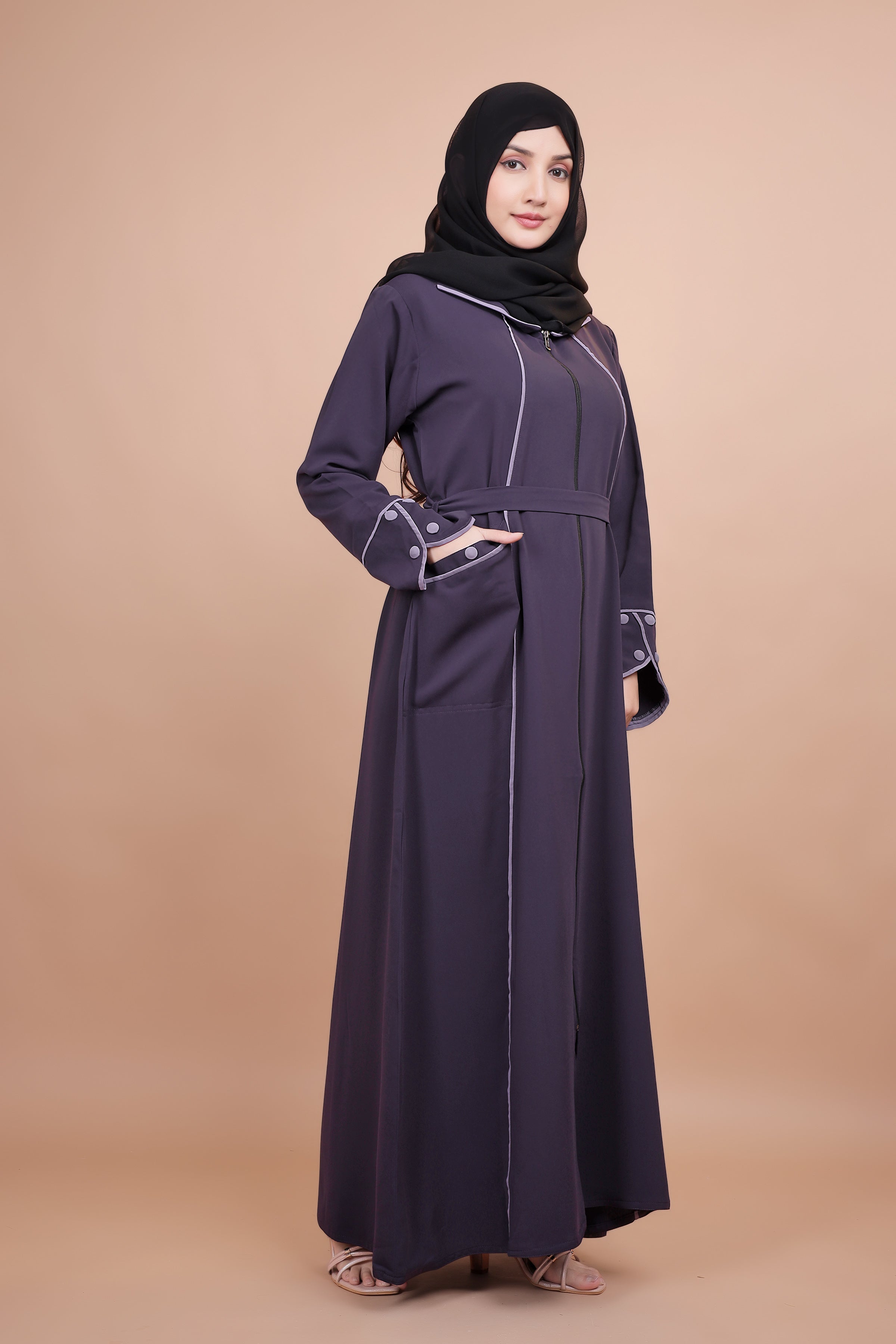 Noir Dusk – Dubai Style Zipper Abaya