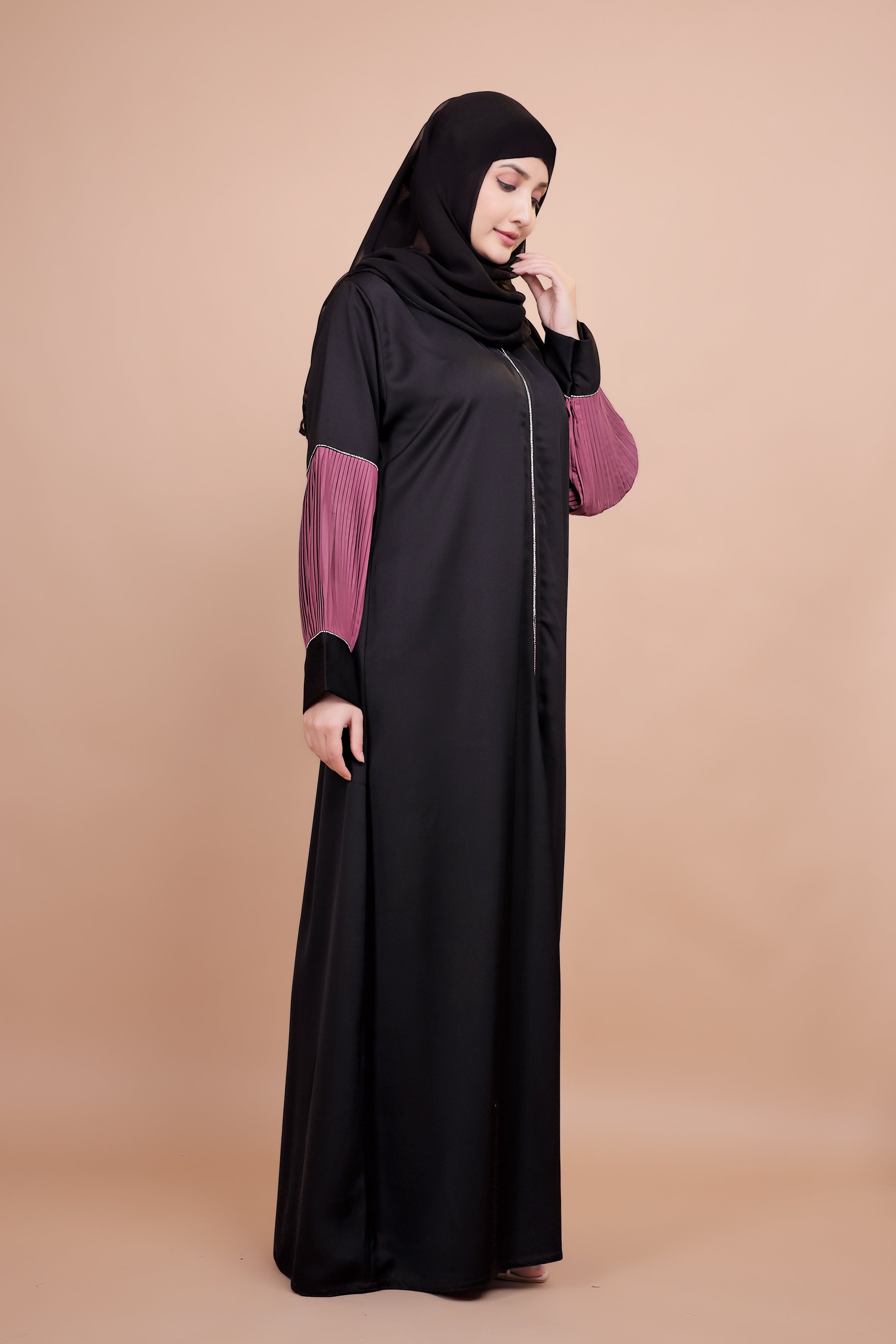 Urban Chic Contrast Sleeve Abaya