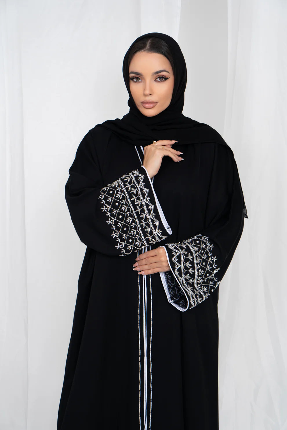 Royal Black Embellished Sleeves Abaya Set